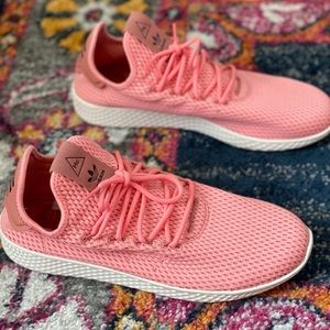 Pharrell Williams Tennis Hu shoes